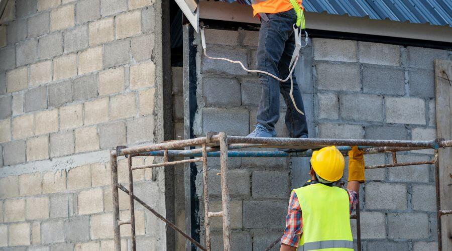 Expert Emergency Roof Repairs services in Spring Valley, CA